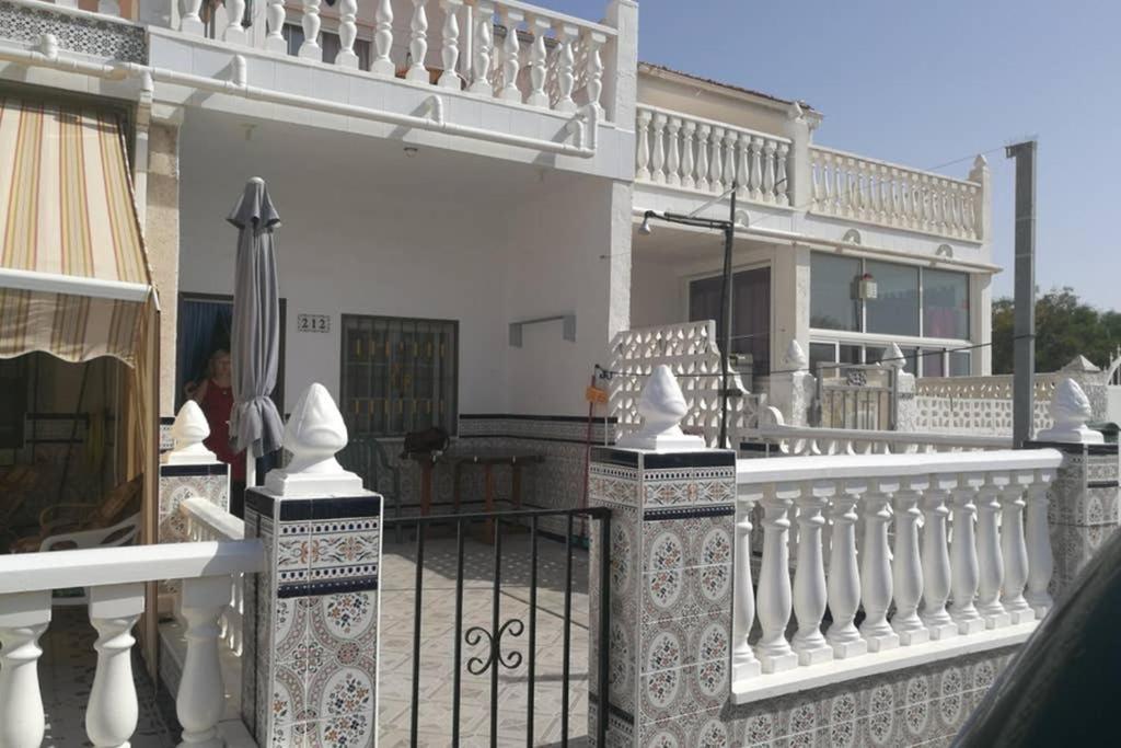 Bungalov U Ruzove Laguny Торевиеха Екстериор снимка